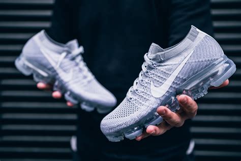 vapormax pure platinum